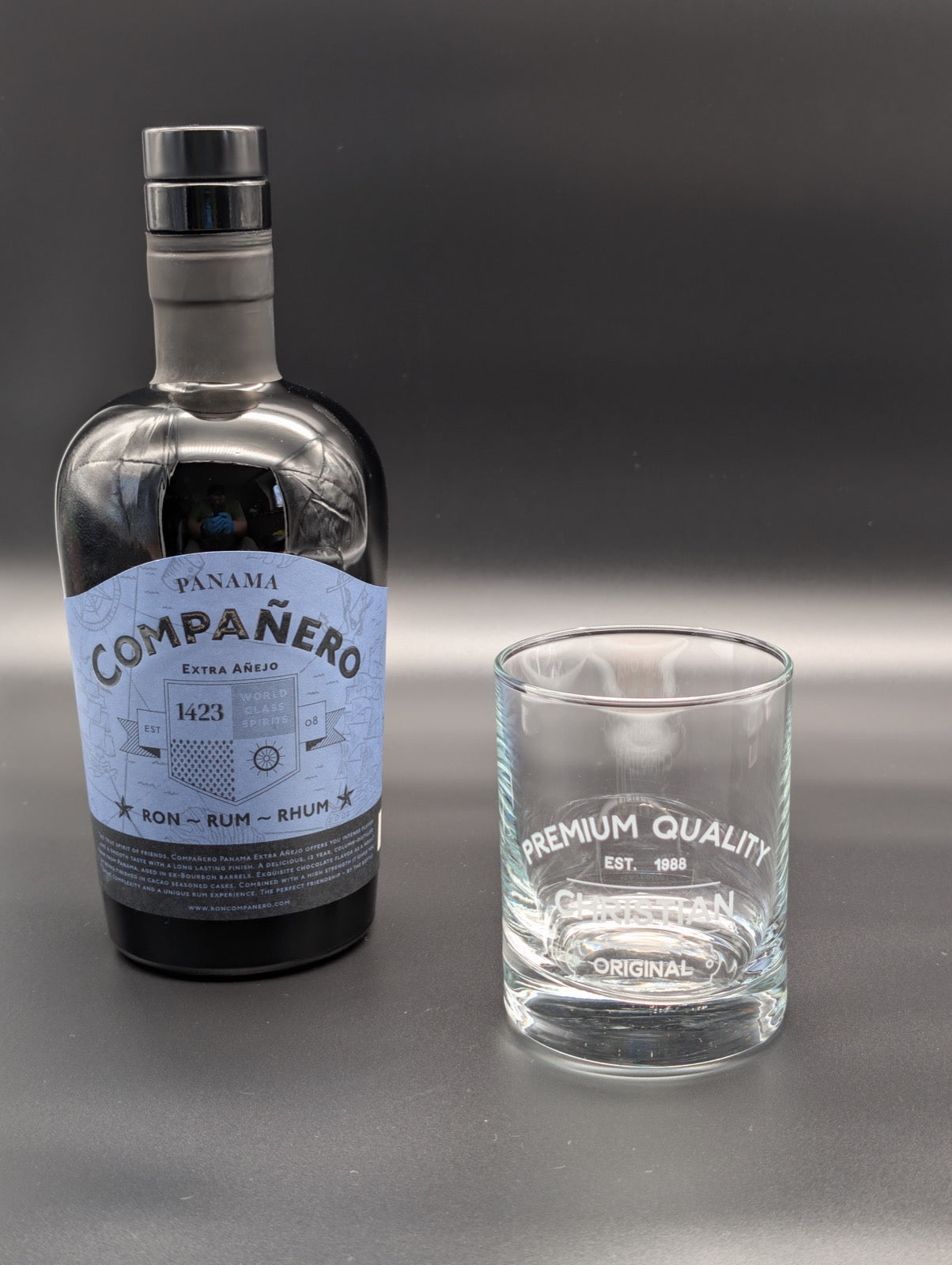 Whisky oder Rum Tumbler – Persönlich graviert mit Stil
